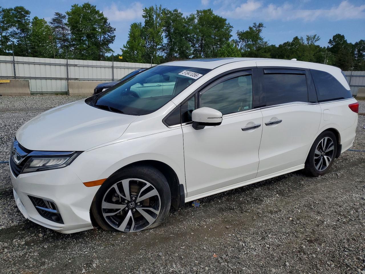 Salvage Honda Odyssey Image