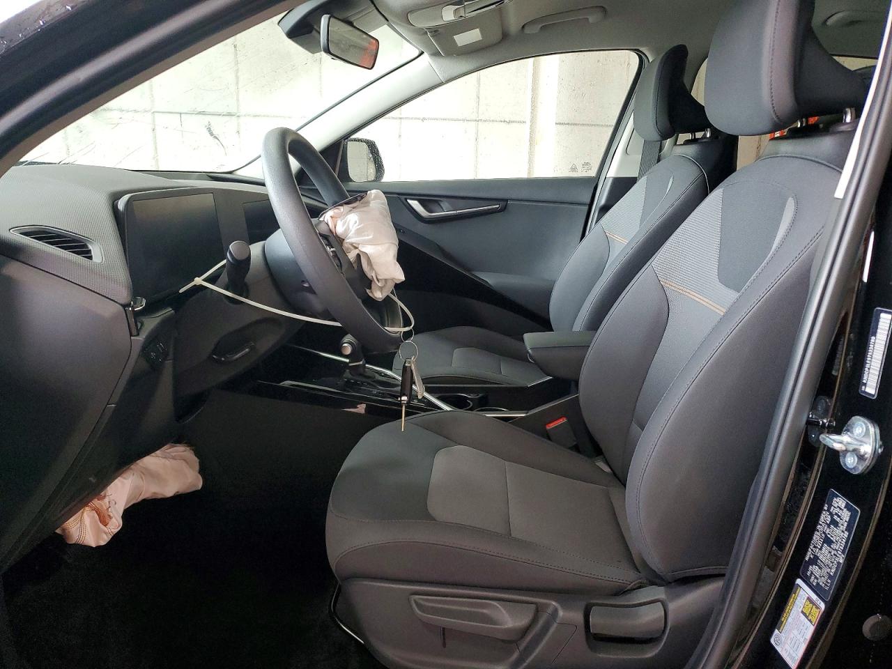 Kia Niro Lx