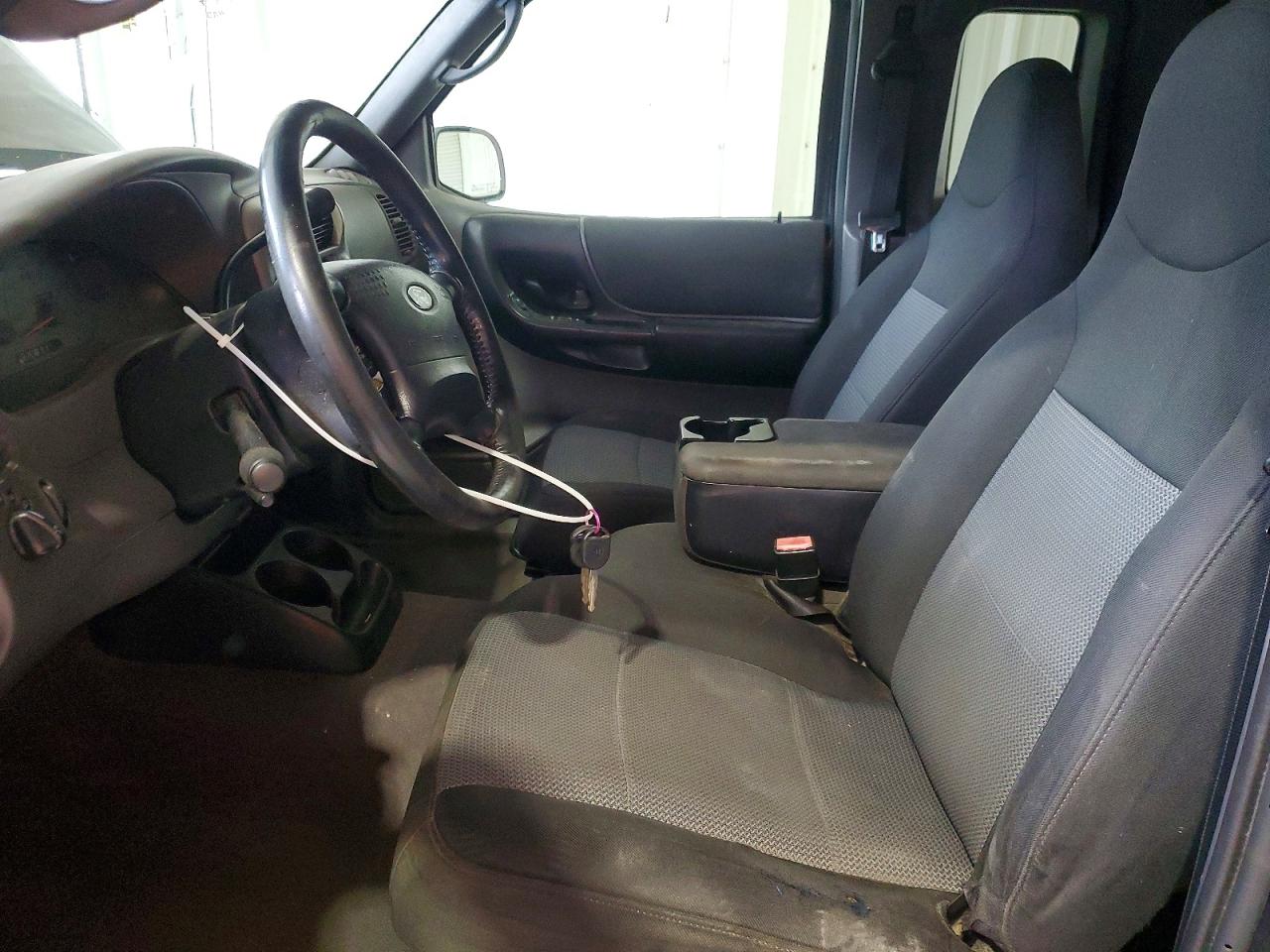 Ford Ranger Super Cab