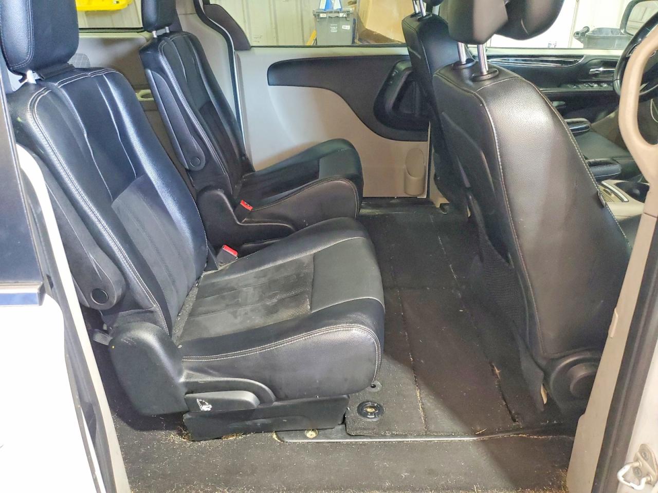 Dodge Caravan Sxt