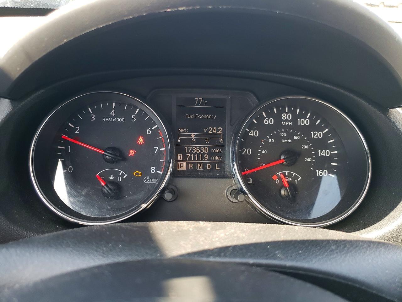 Nissan Rogue S