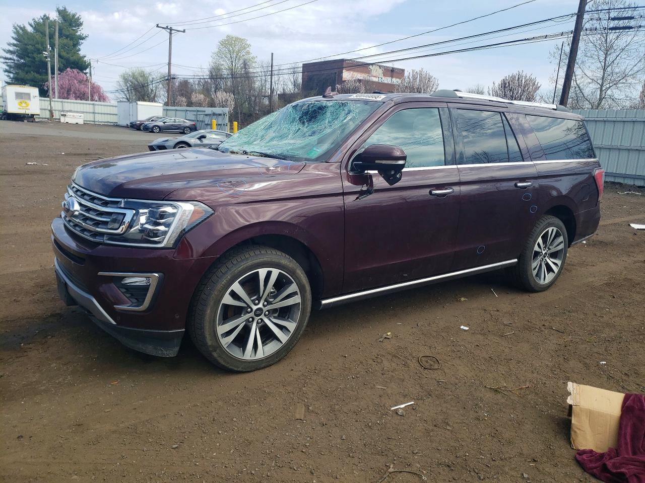 Salvage Ford Expedition Image