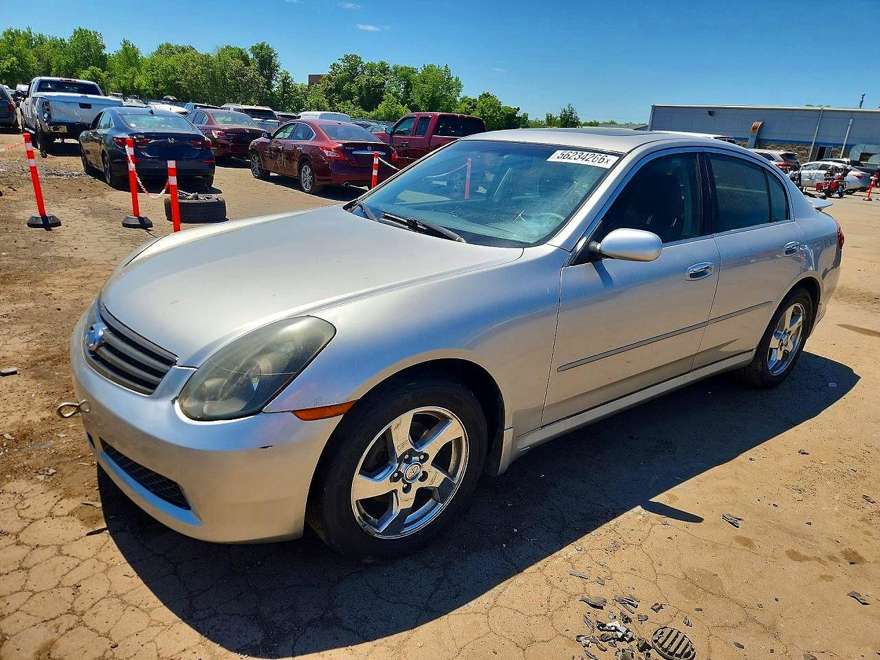 Salvage INFINITI G35 Image