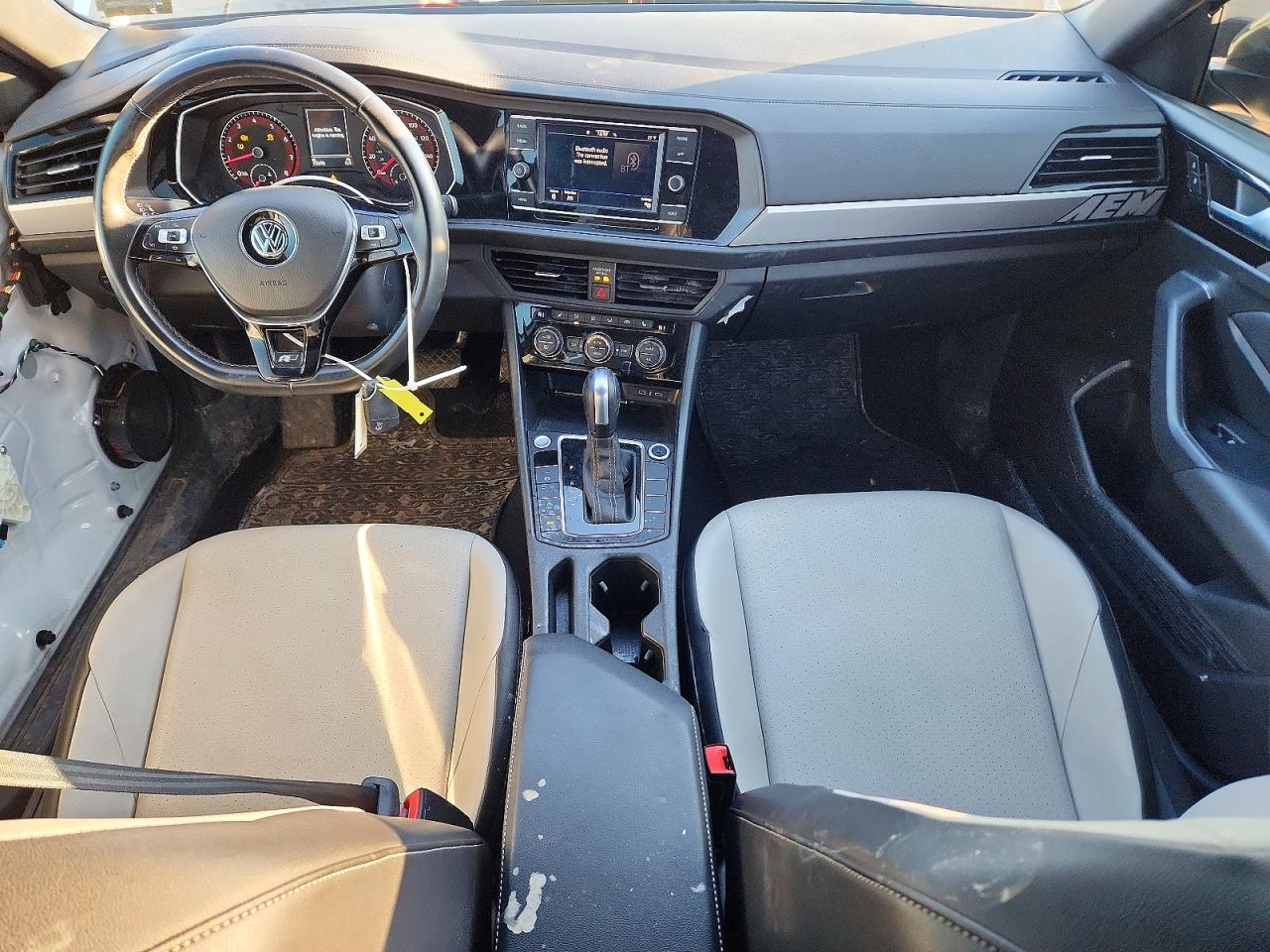 Volkswagen Jetta S