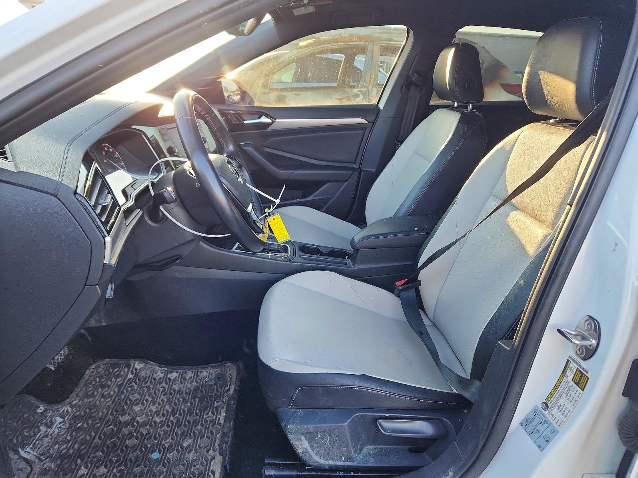 Volkswagen Jetta S