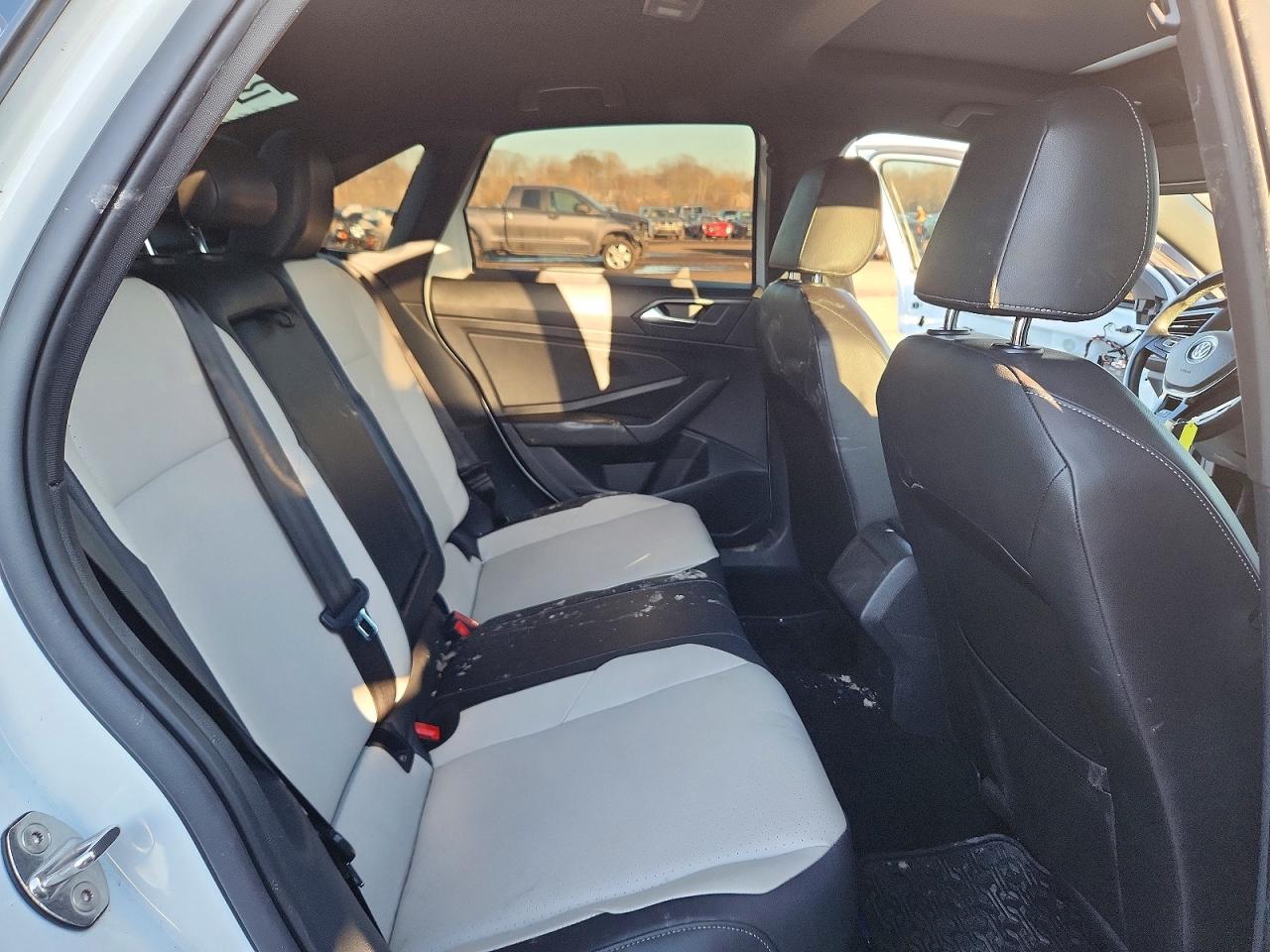 Volkswagen Jetta S