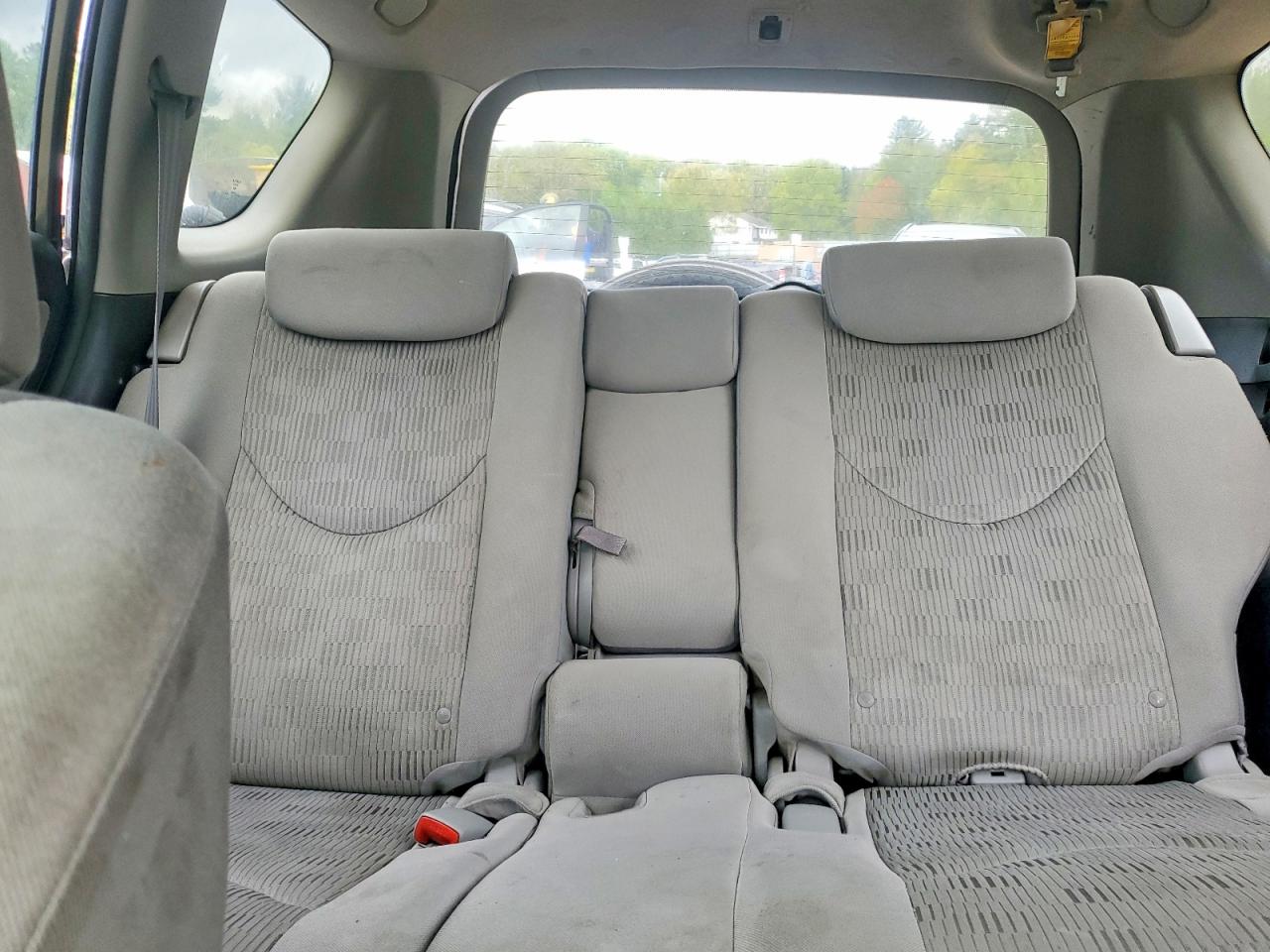 Toyota RAV4 Base