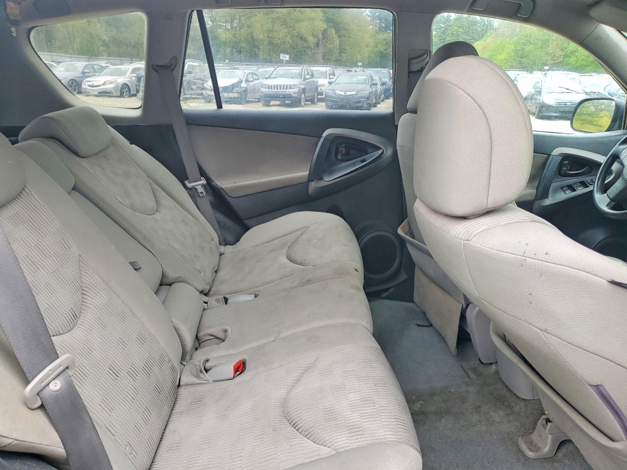 Toyota RAV4 Base