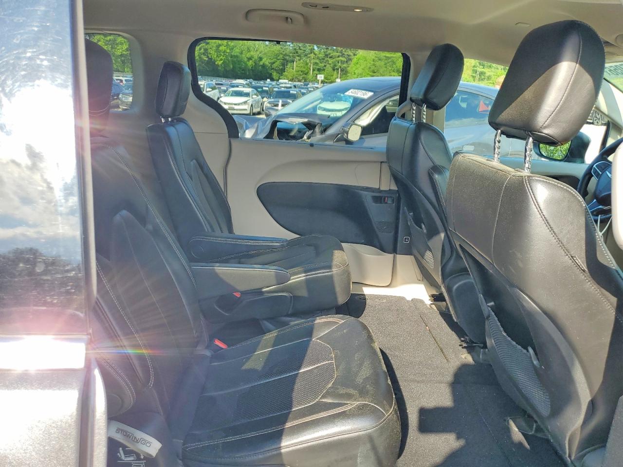 Chrysler Minivan Lxi