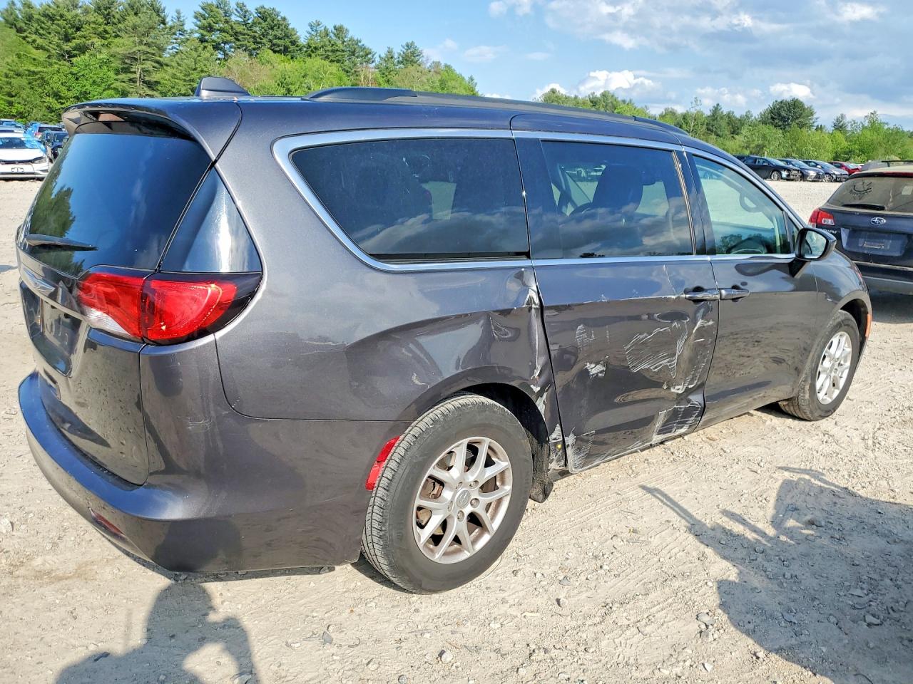 Chrysler Minivan Lxi