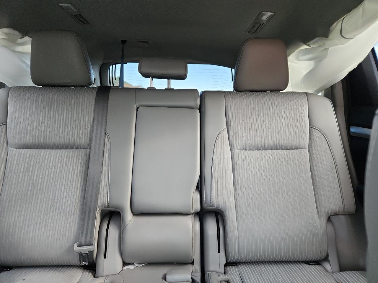 Toyota Highlander Le