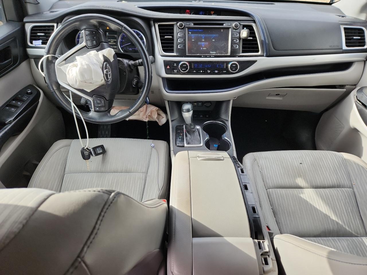 Toyota Highlander Le