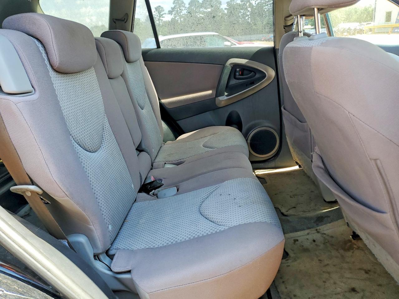 Toyota RAV4 Base