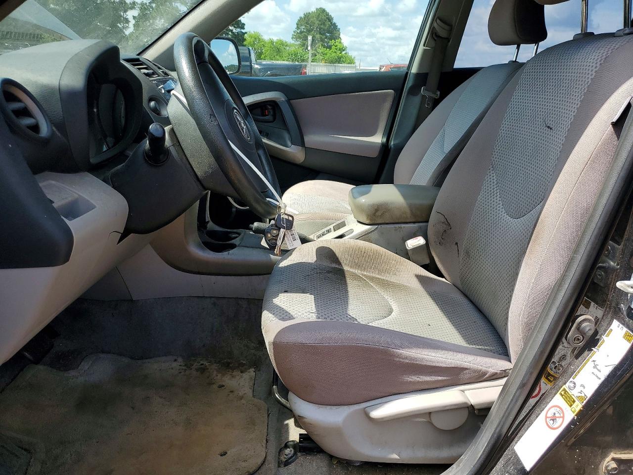 Toyota RAV4 Base