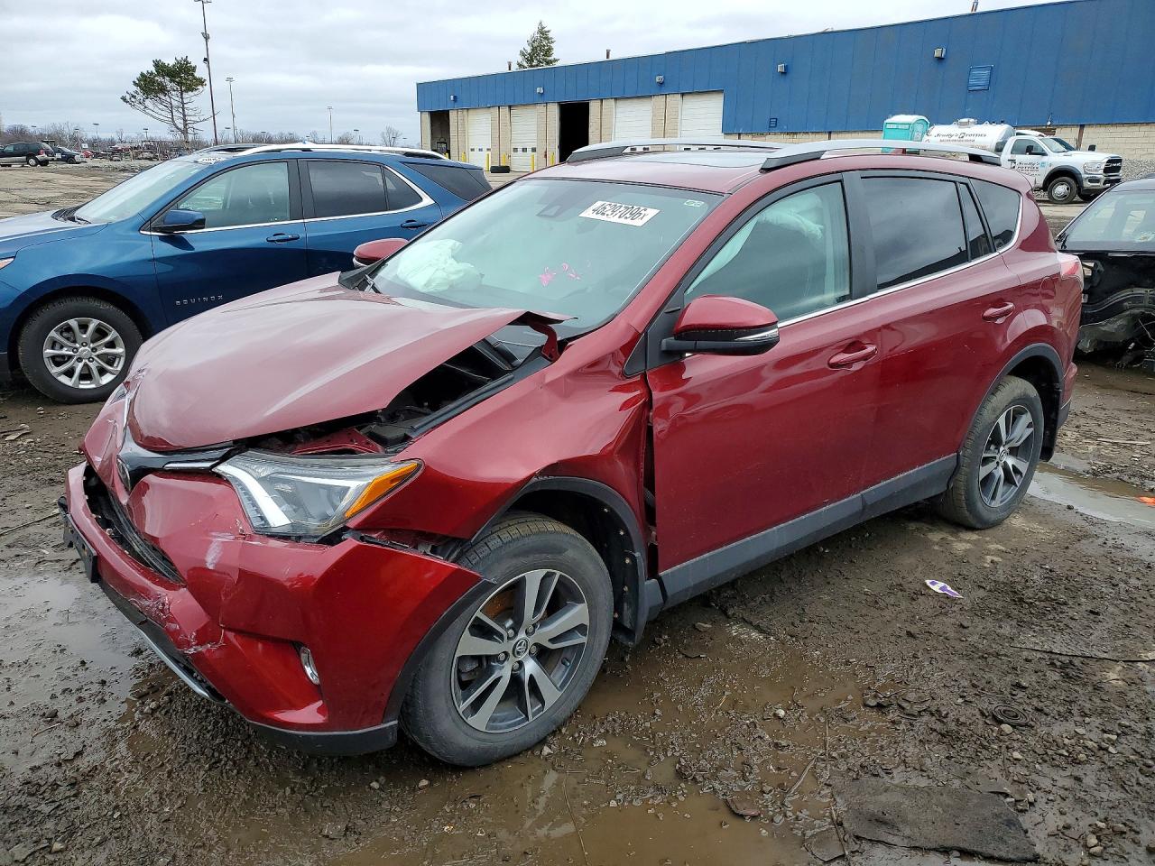 Salvage Toyota RAV4 Image