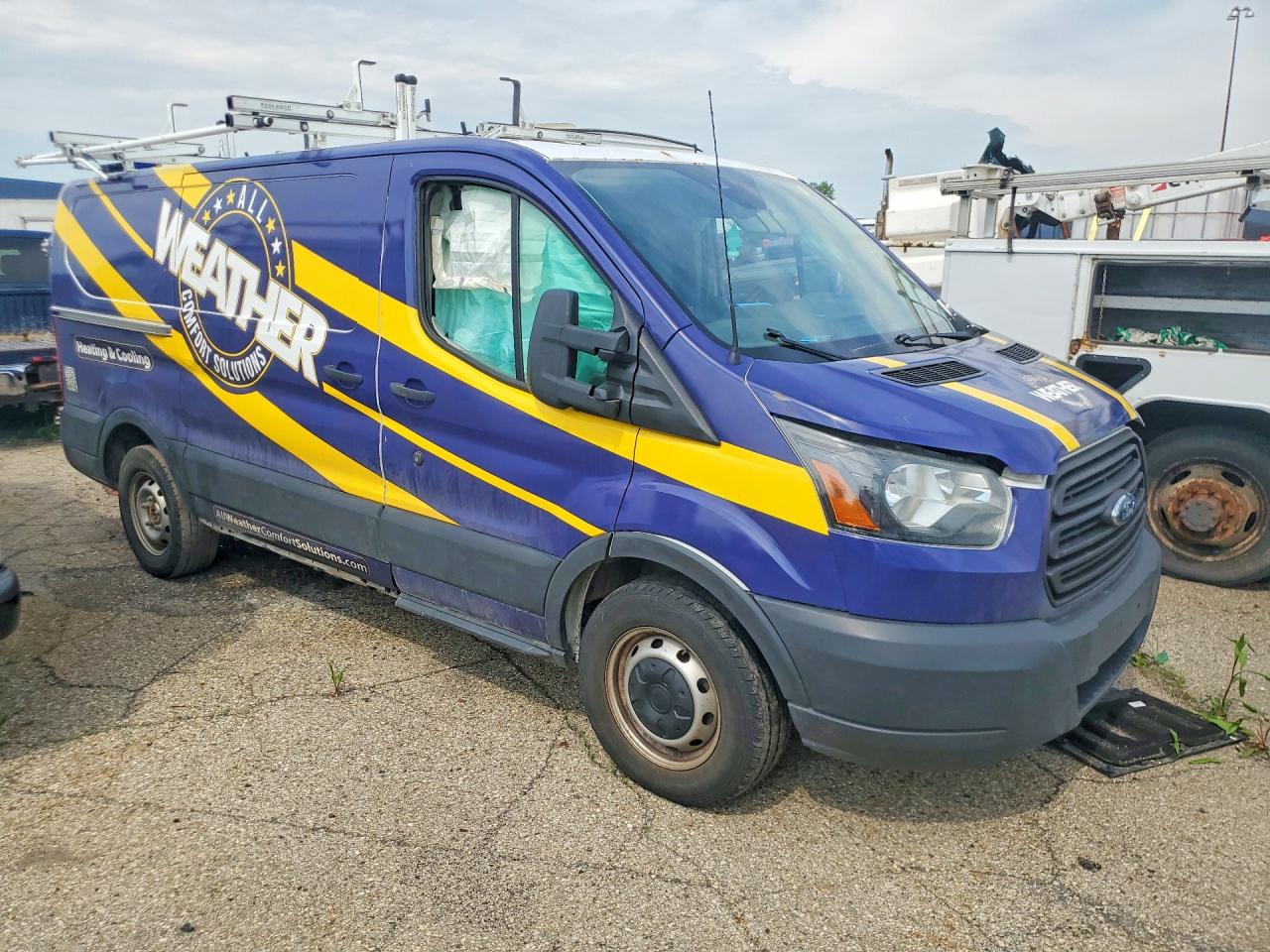 Ford Transit T-150