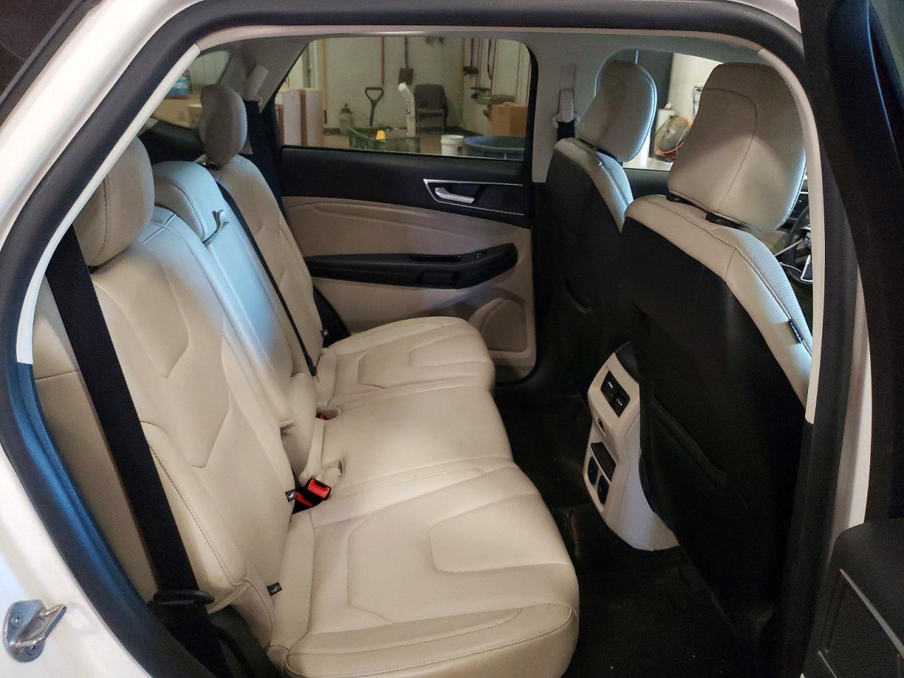 Ford Edge Titanium