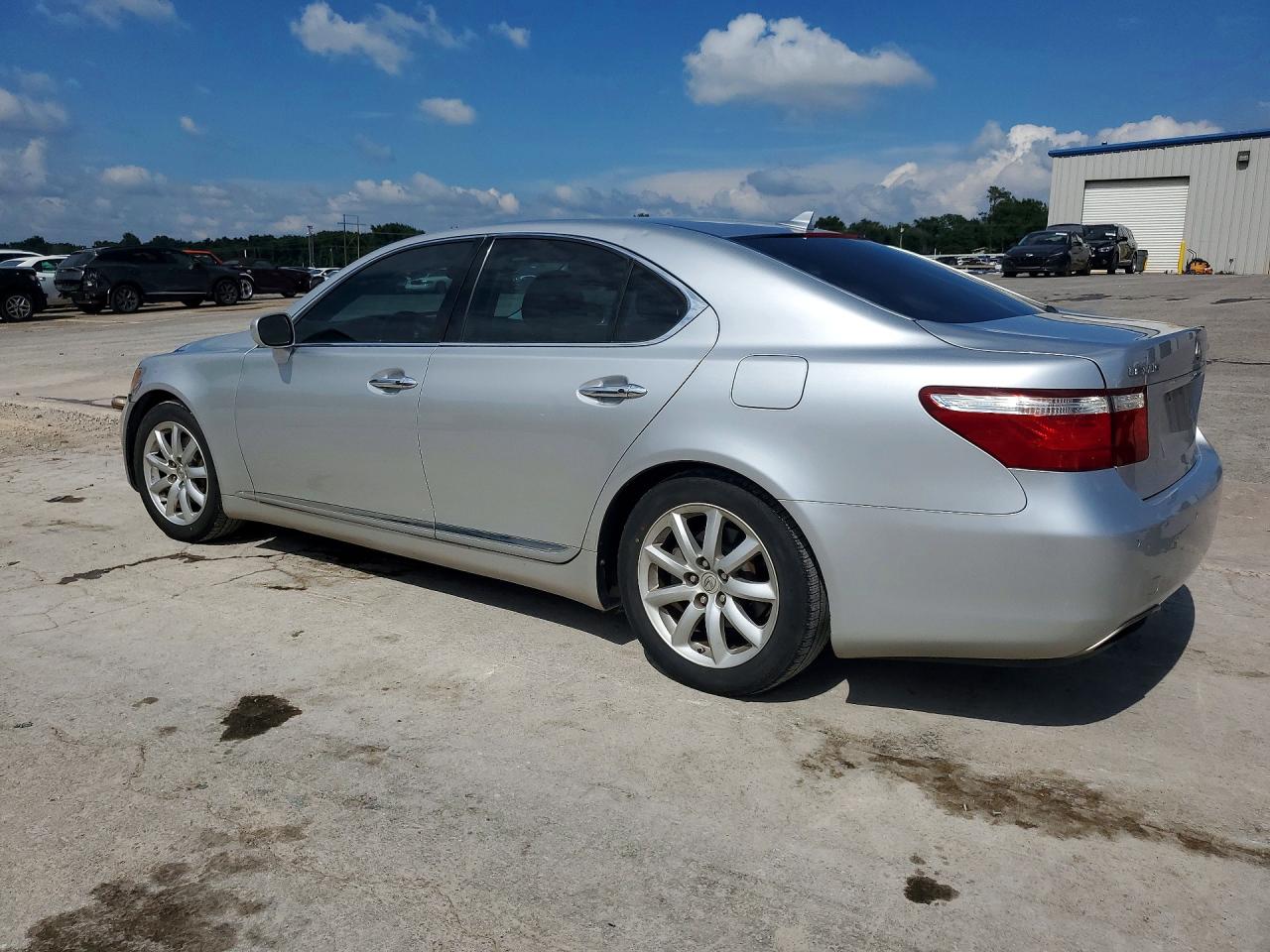 Lexus LS 460