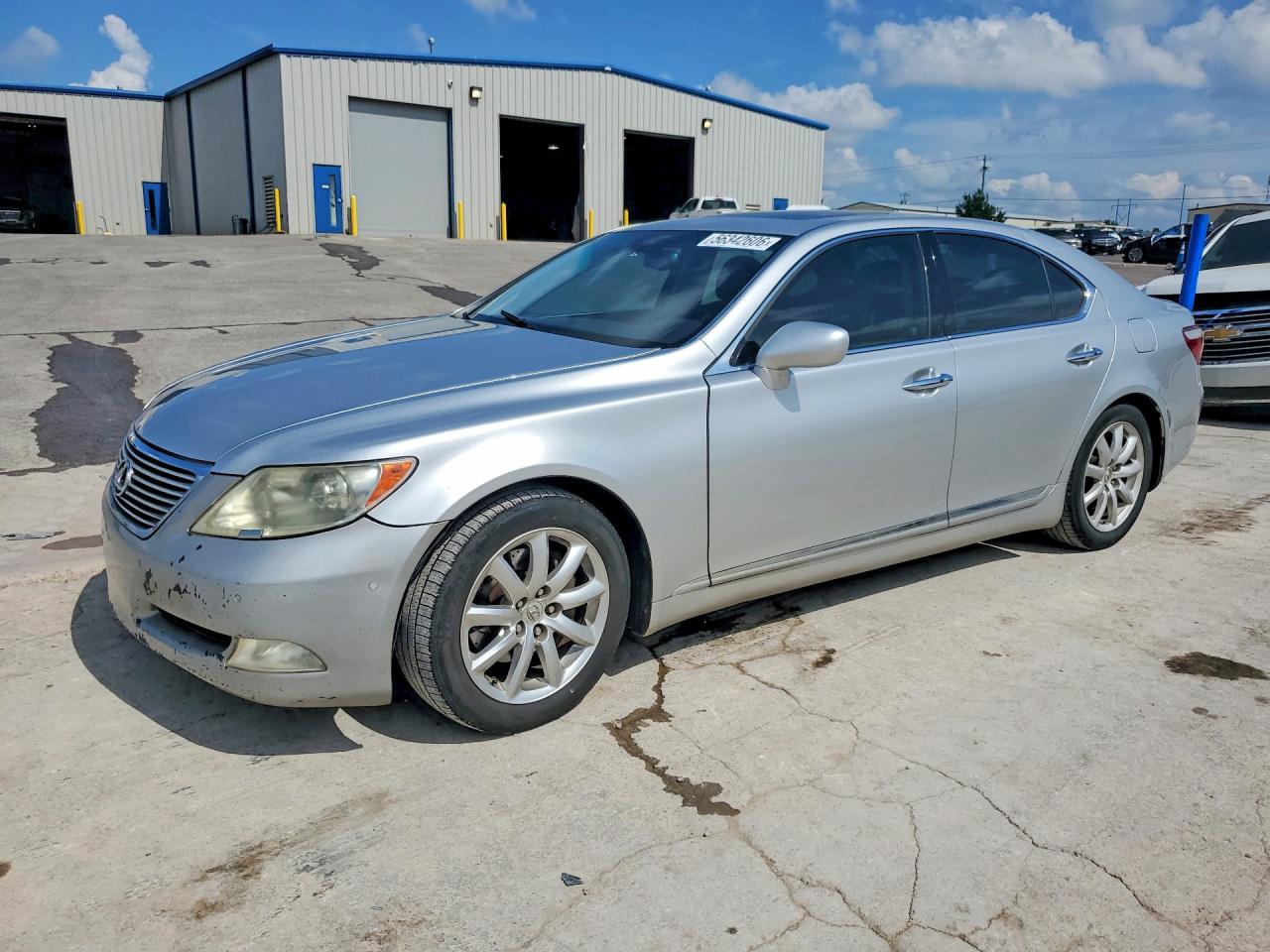 Salvage Lexus LS Image