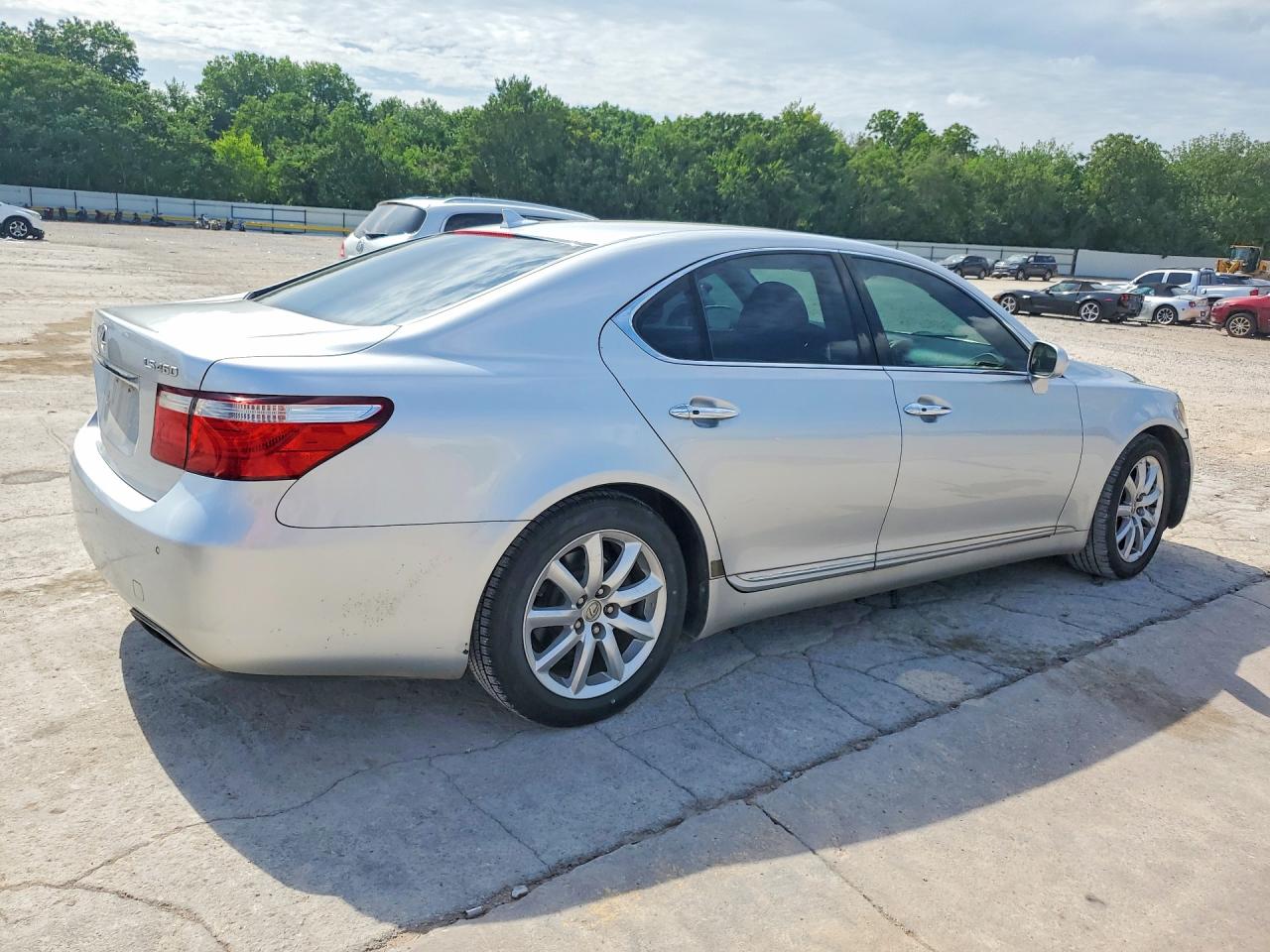 Lexus LS 460