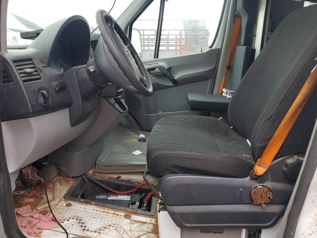Mercedes-Benz Sprinter 2500