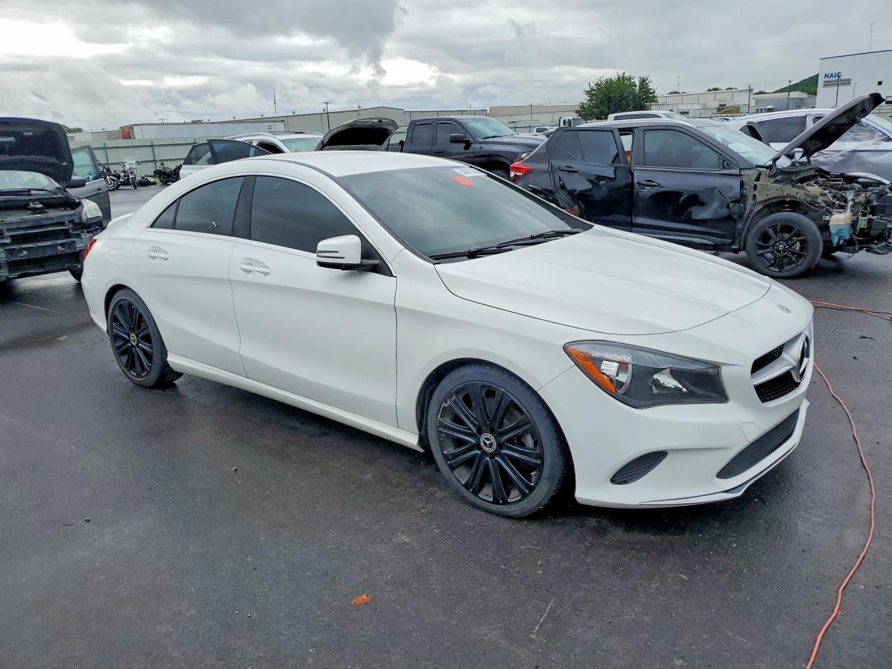 Mercedes-Benz Cla-class 250
