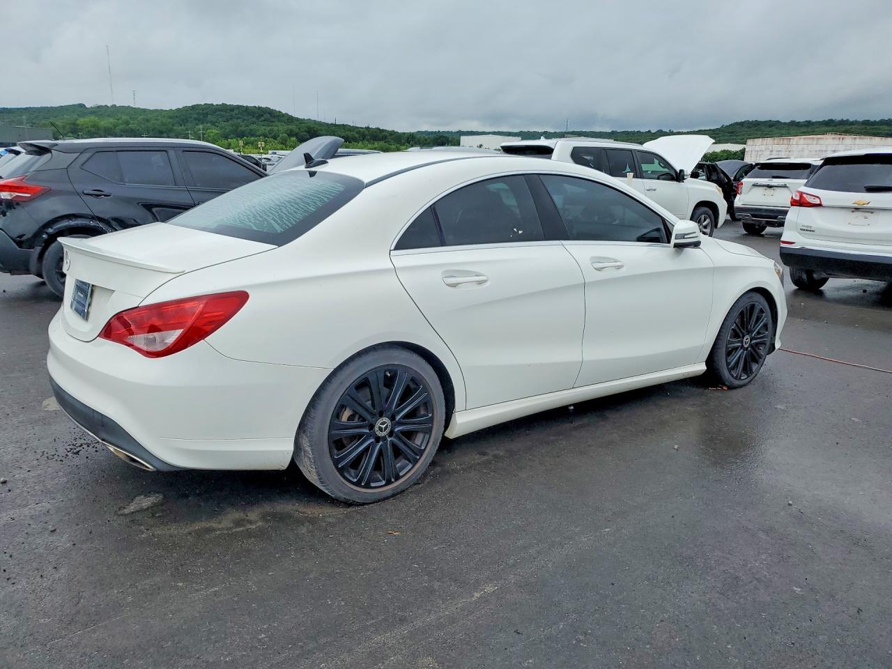 Mercedes-Benz Cla-class 250