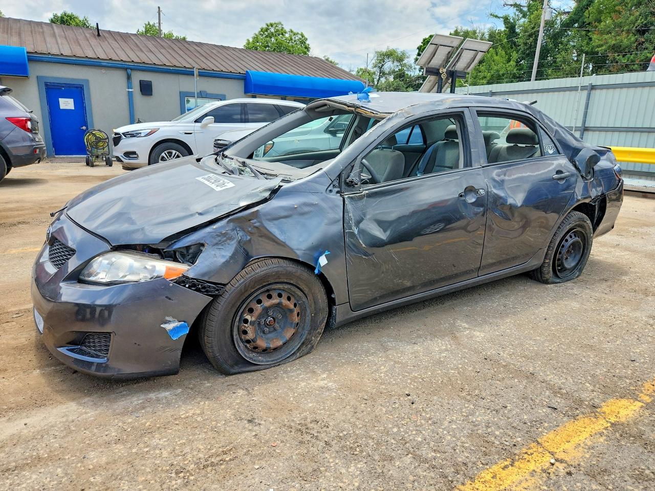 Salvage Toyota Corolla Image