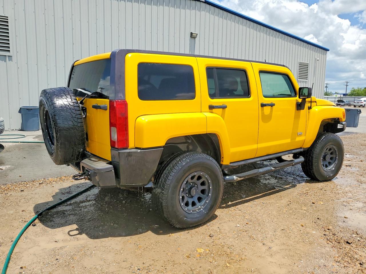 HUMMER H3