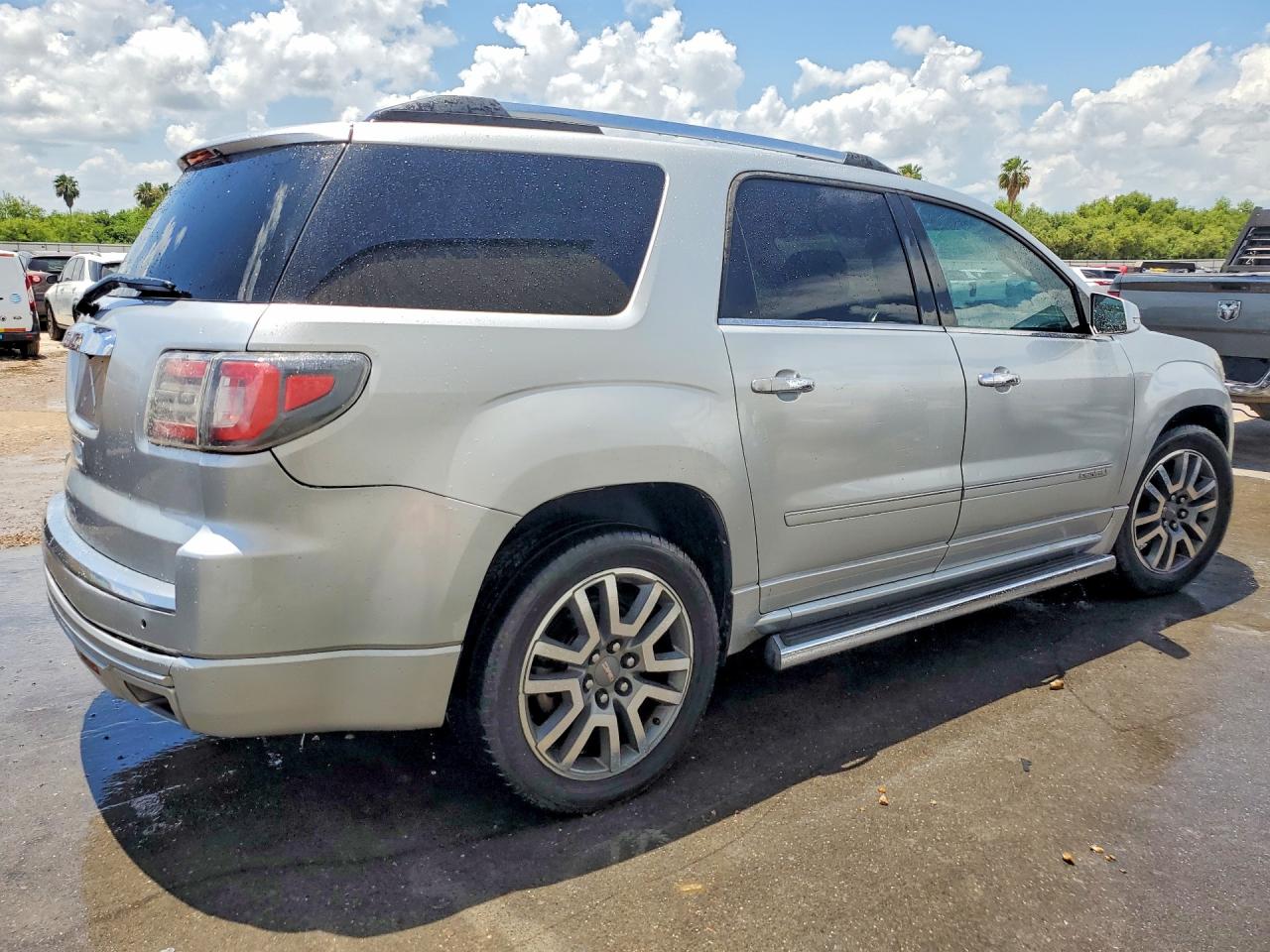 GMC Acadia Denali