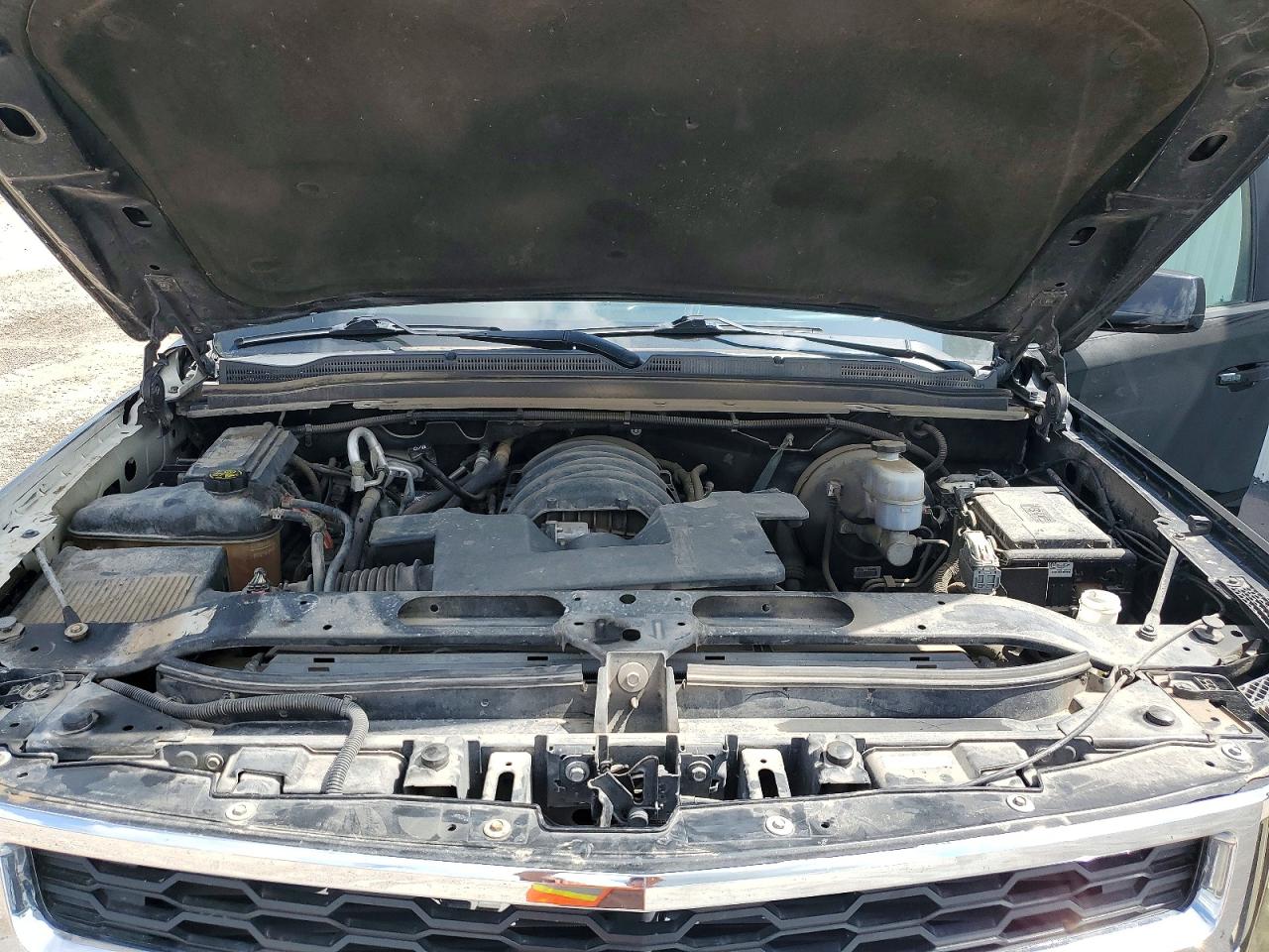 Chevrolet Suburban C1500 Lt