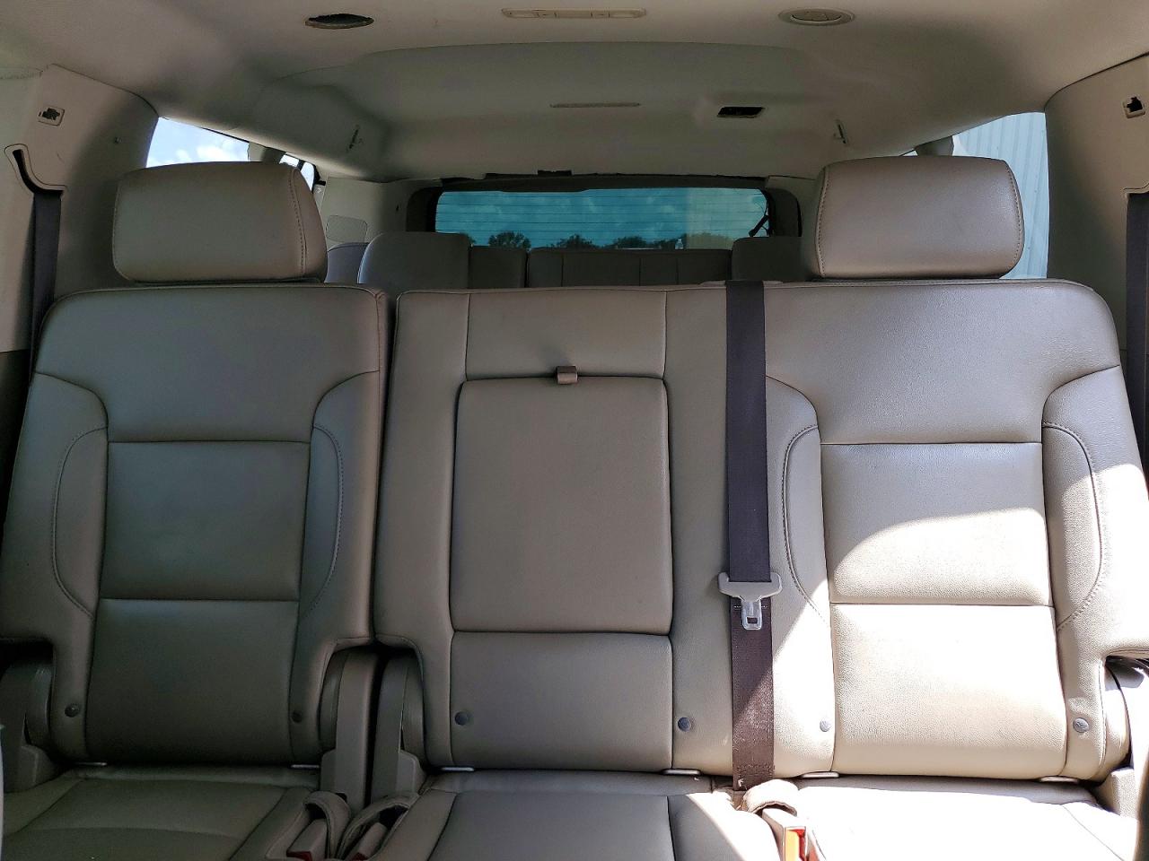 Chevrolet Suburban C1500 Lt