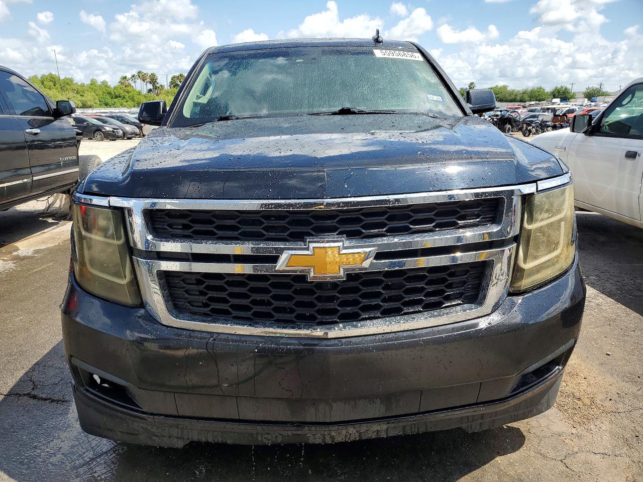 Chevrolet Suburban C1500 Lt