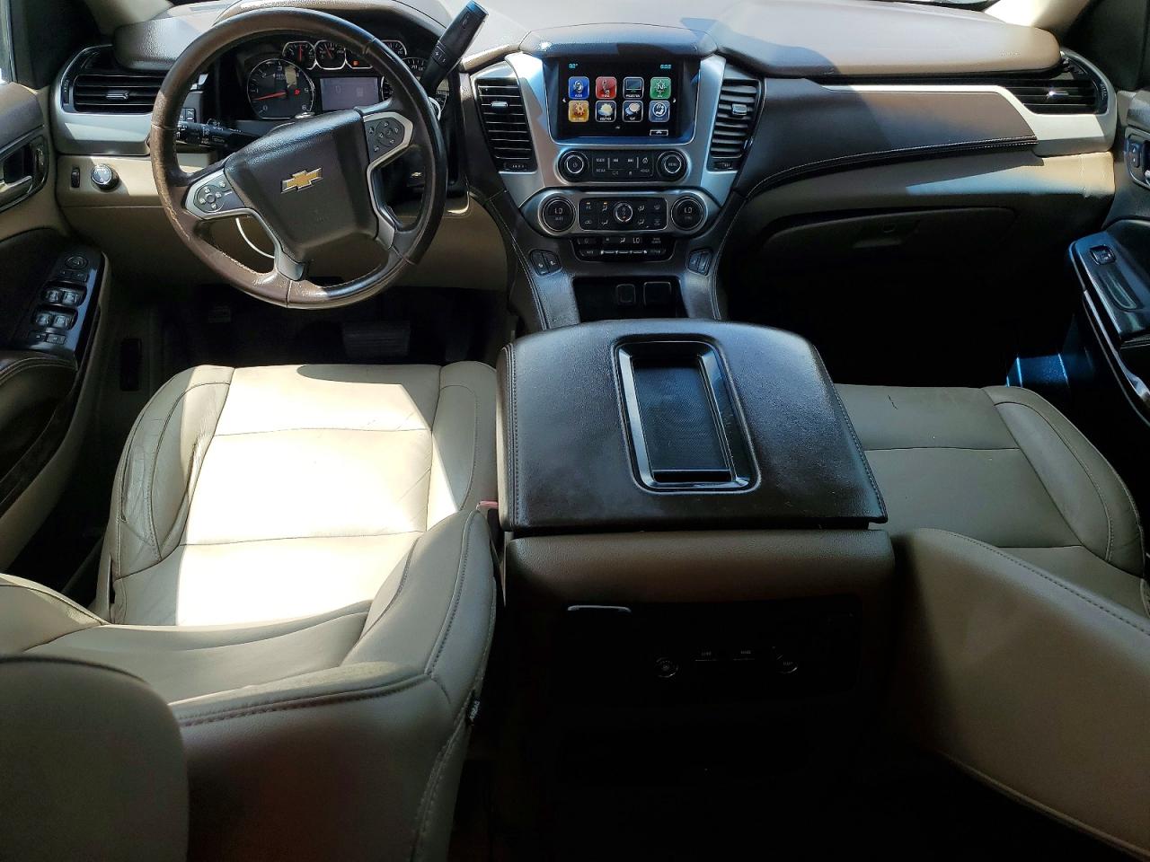 Chevrolet Suburban C1500 Lt