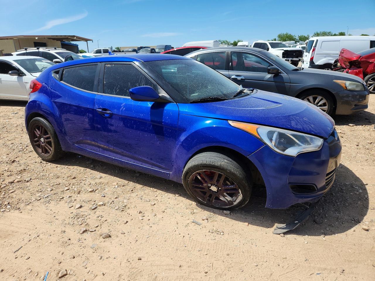 Hyundai VELOSTER Base