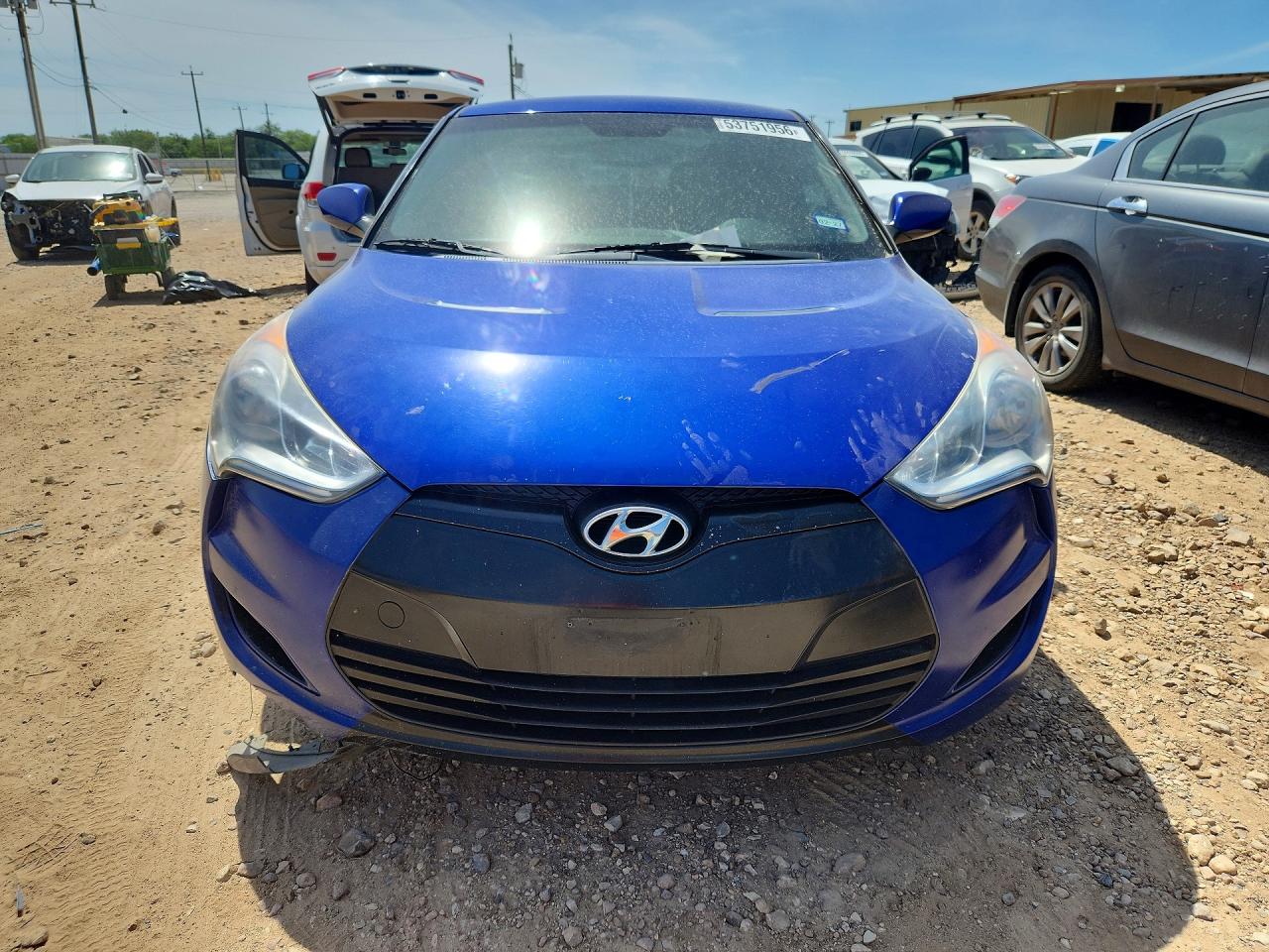 Hyundai VELOSTER Base