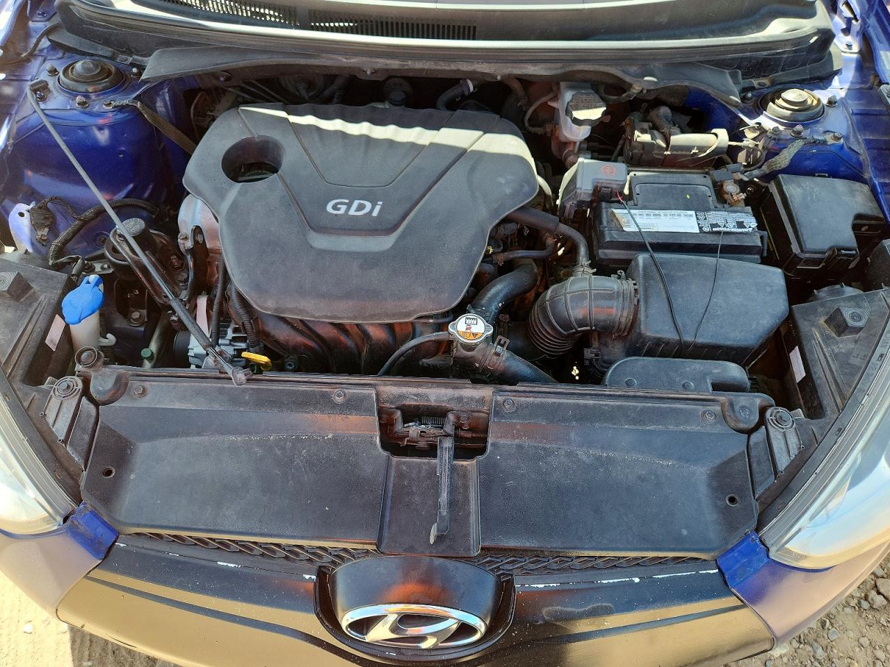 Hyundai VELOSTER Base
