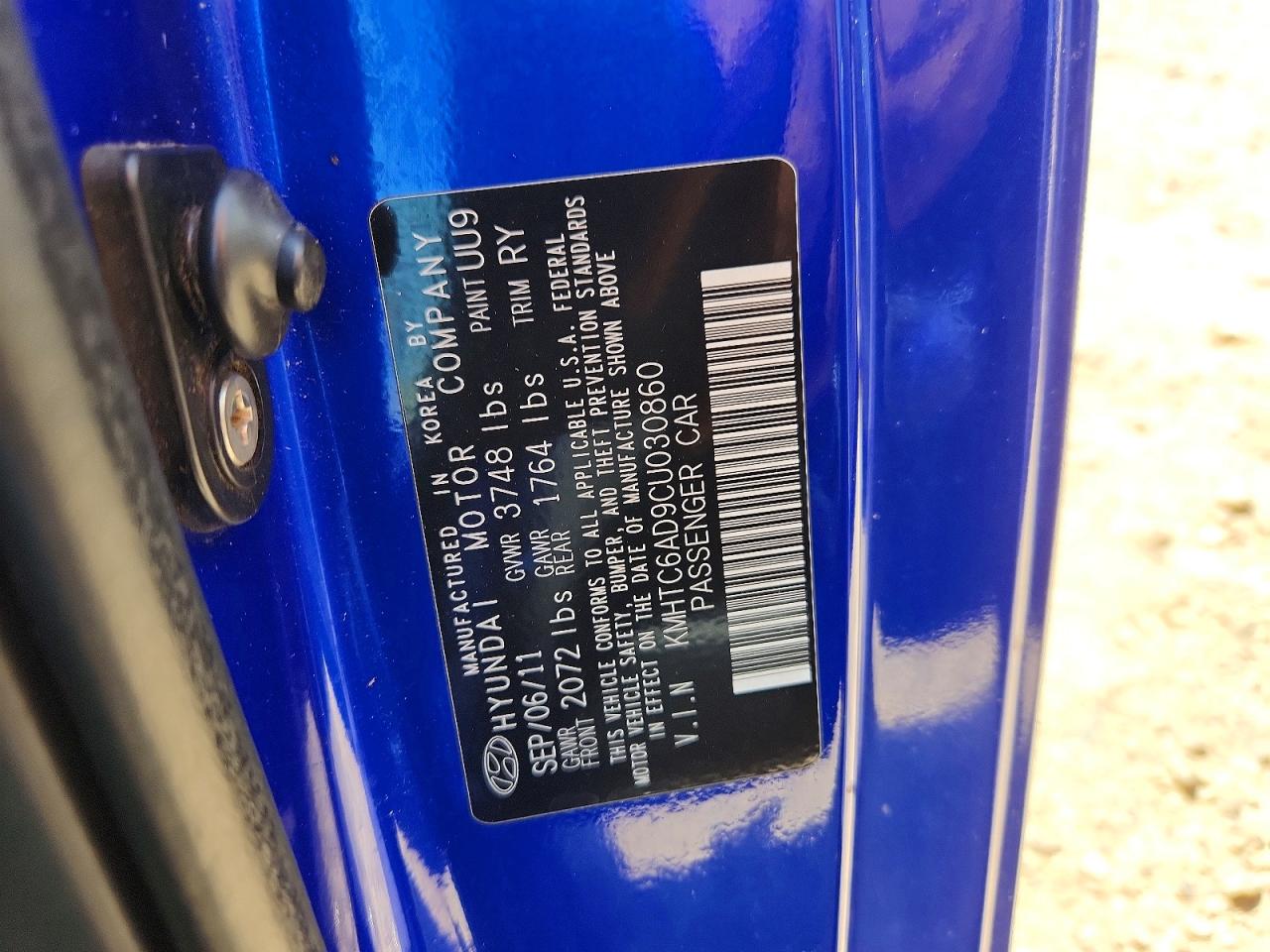 Hyundai VELOSTER Base
