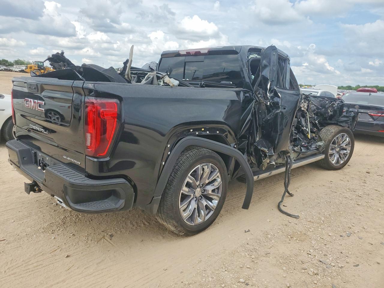 GMC Sierra