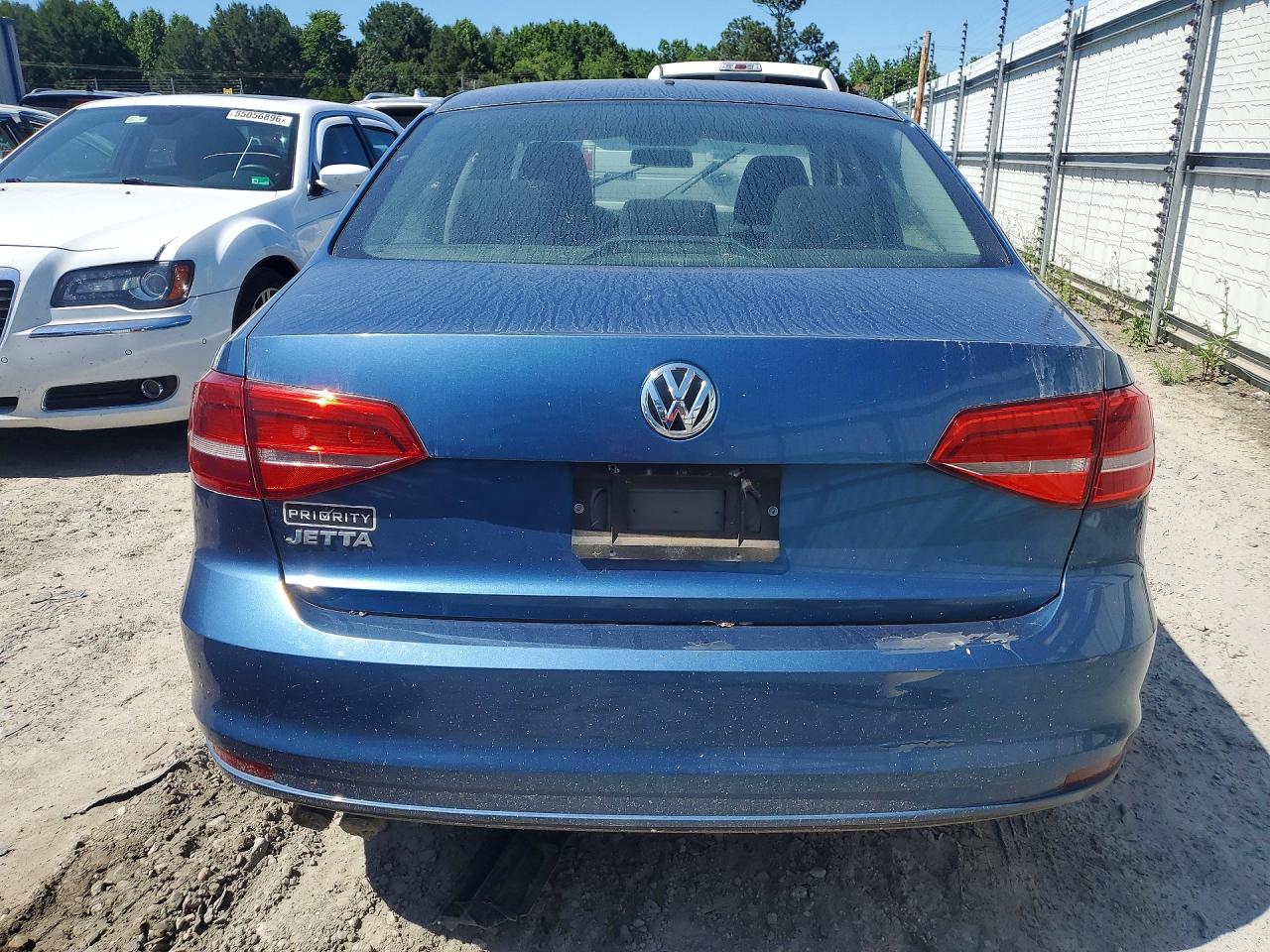 Volkswagen Jetta Base