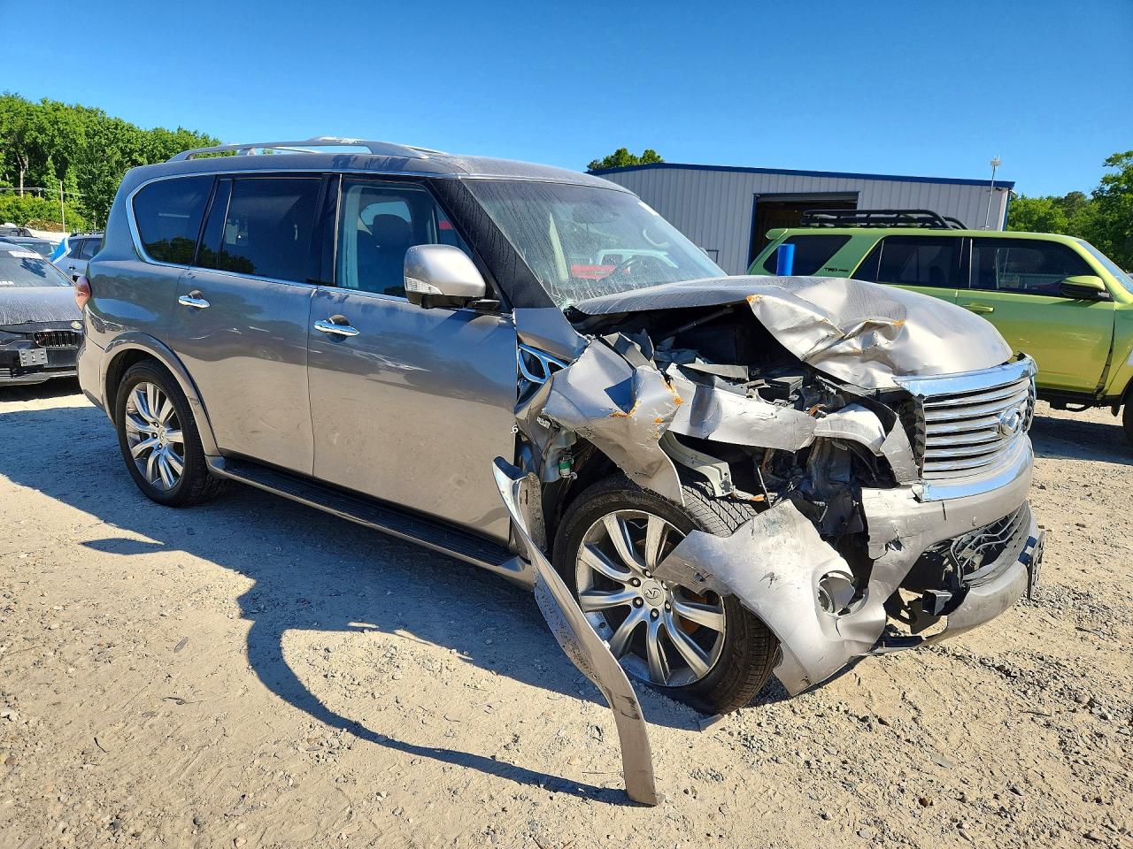 INFINITI Qx Base