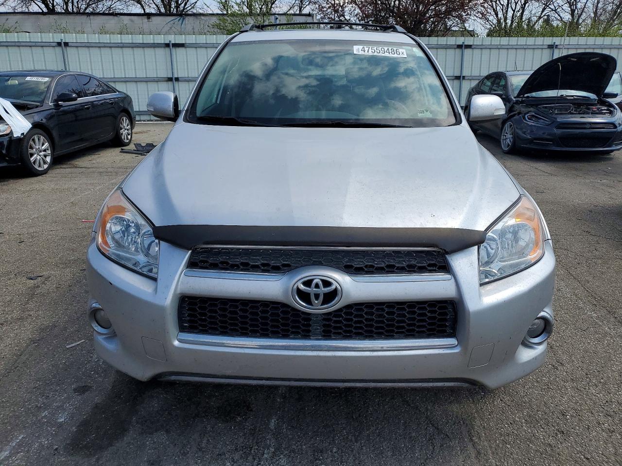 Toyota RAV4 Limited