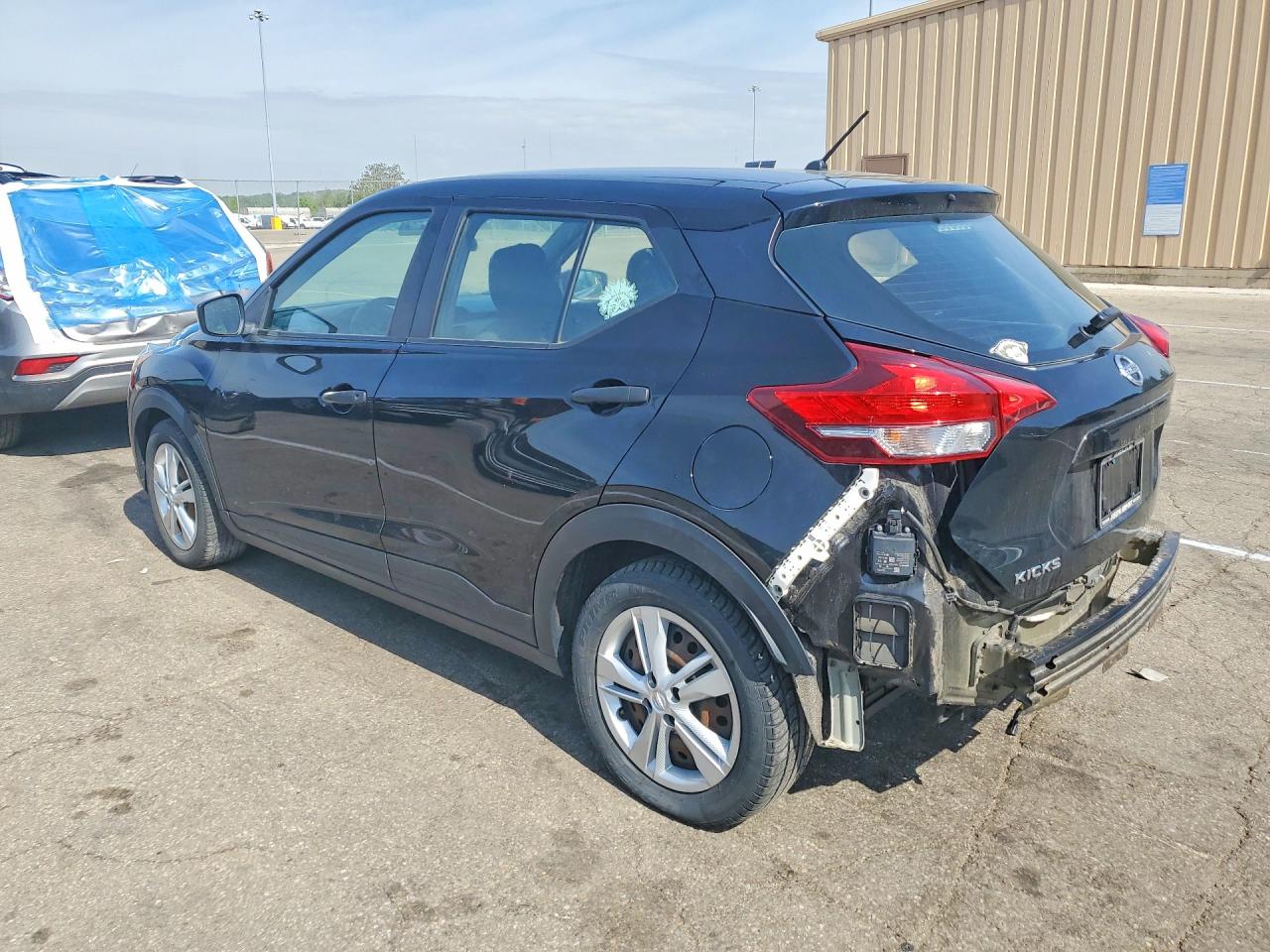 Nissan Kicks S