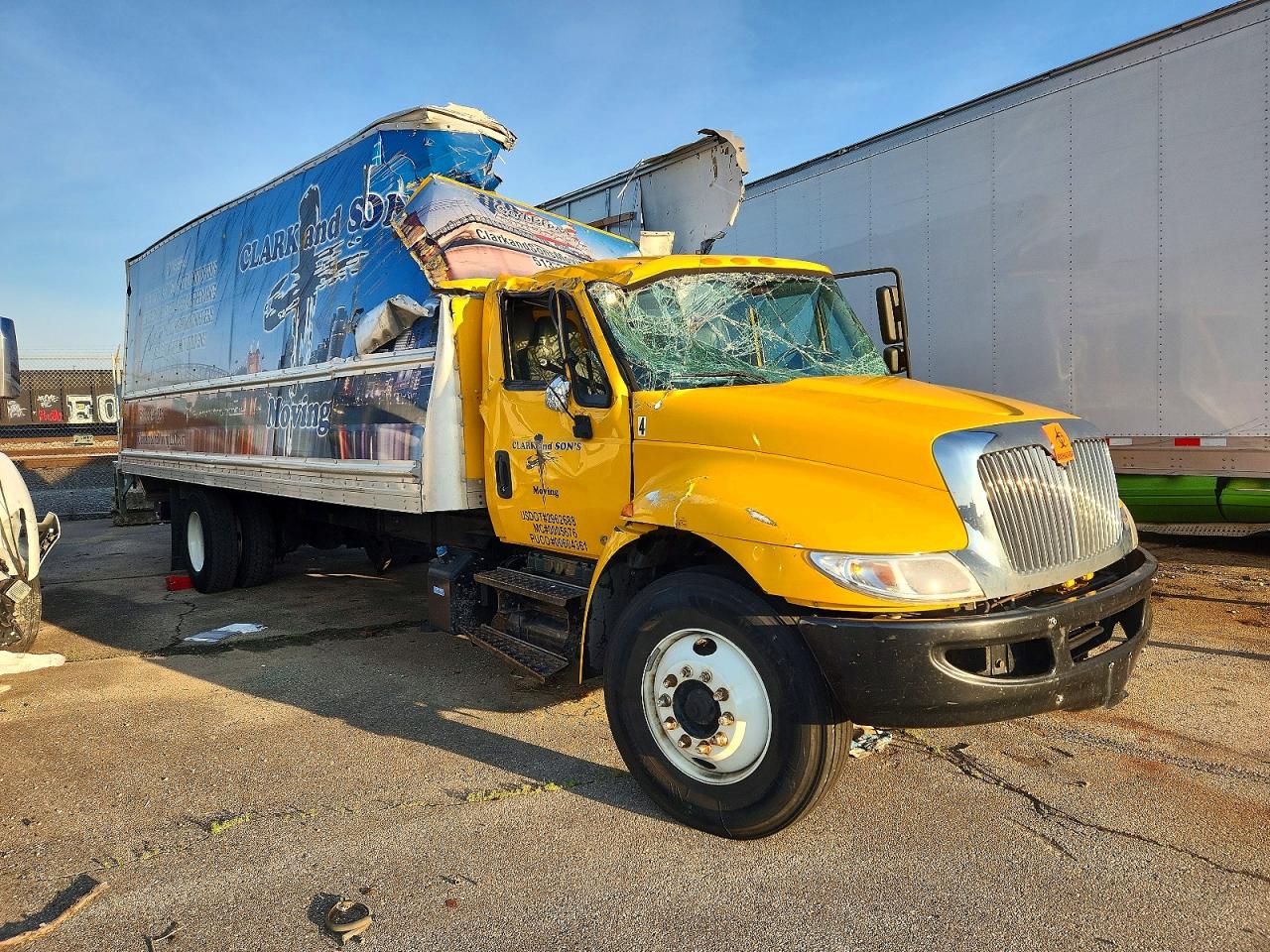 Salvage International 4000 Serie Image