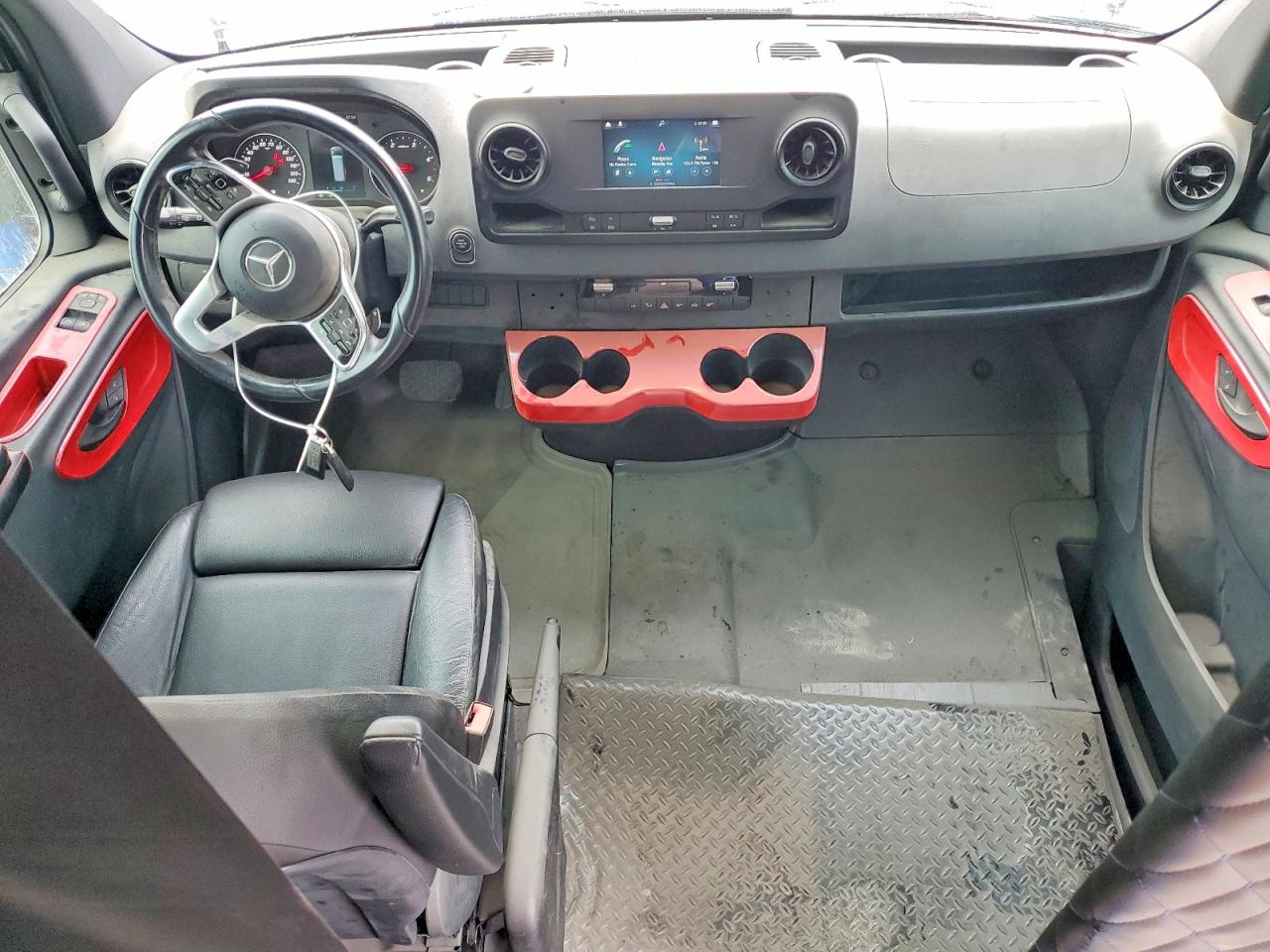 Mercedes-Benz Sprinter 2500