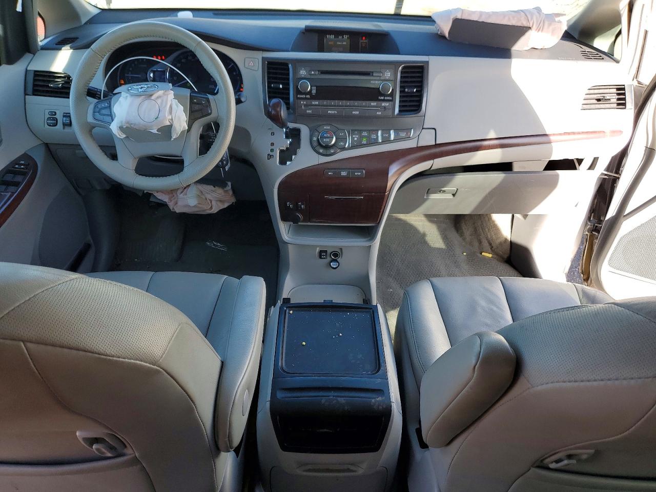 Toyota Sienna Xle