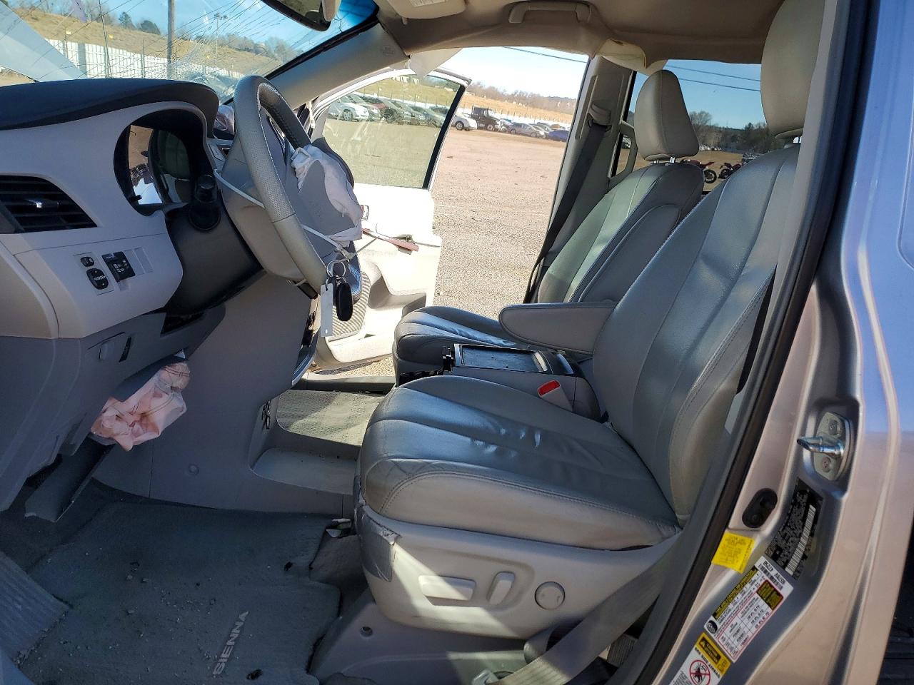 Toyota Sienna Xle