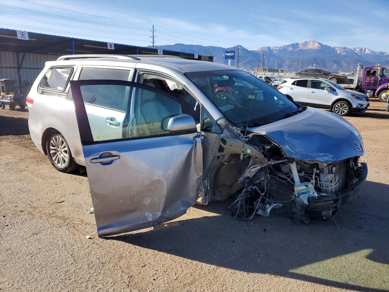 Toyota Sienna Xle