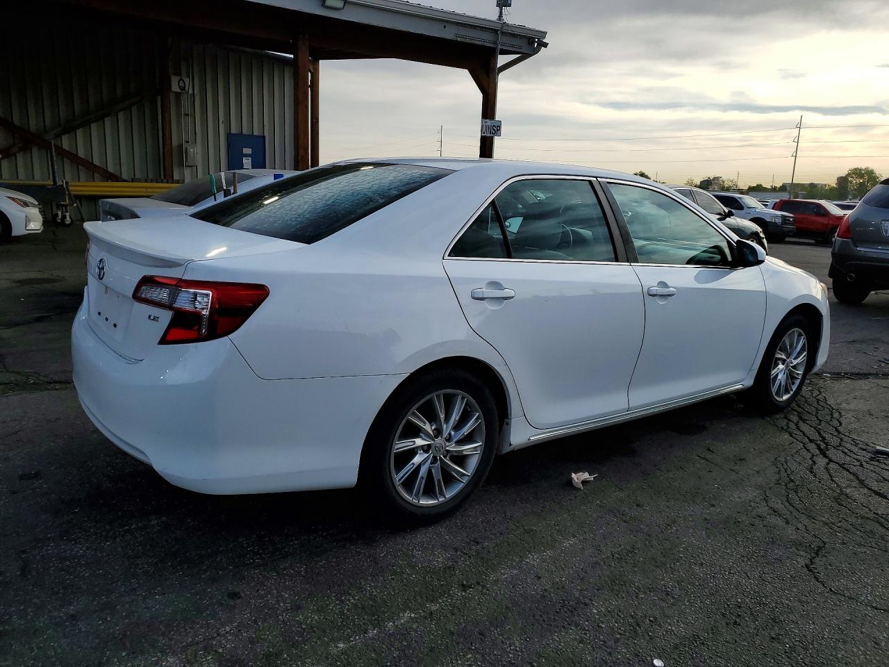 Toyota Camry Le