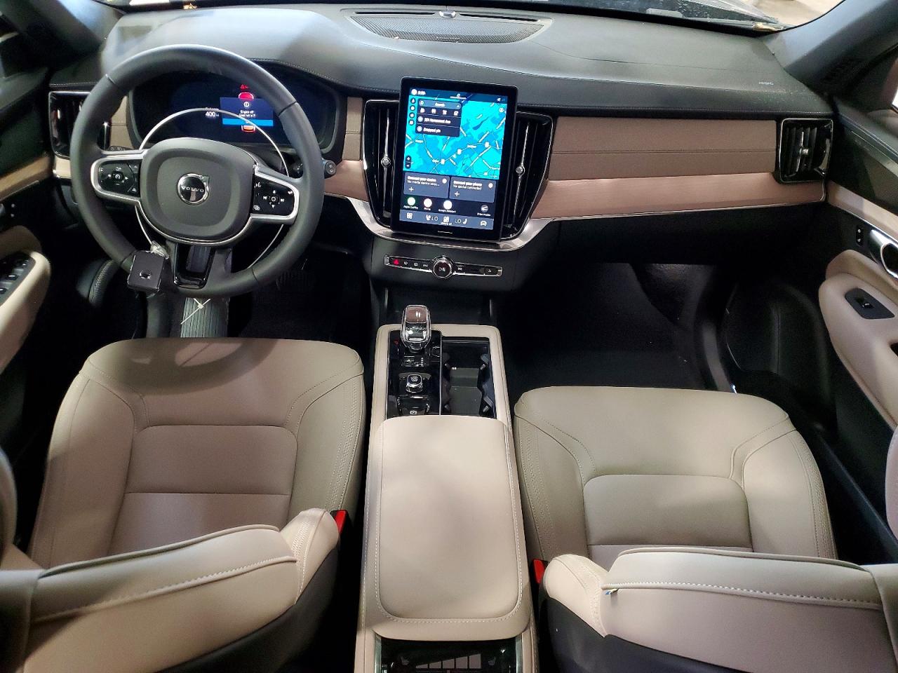 Volvo XC90 Plus